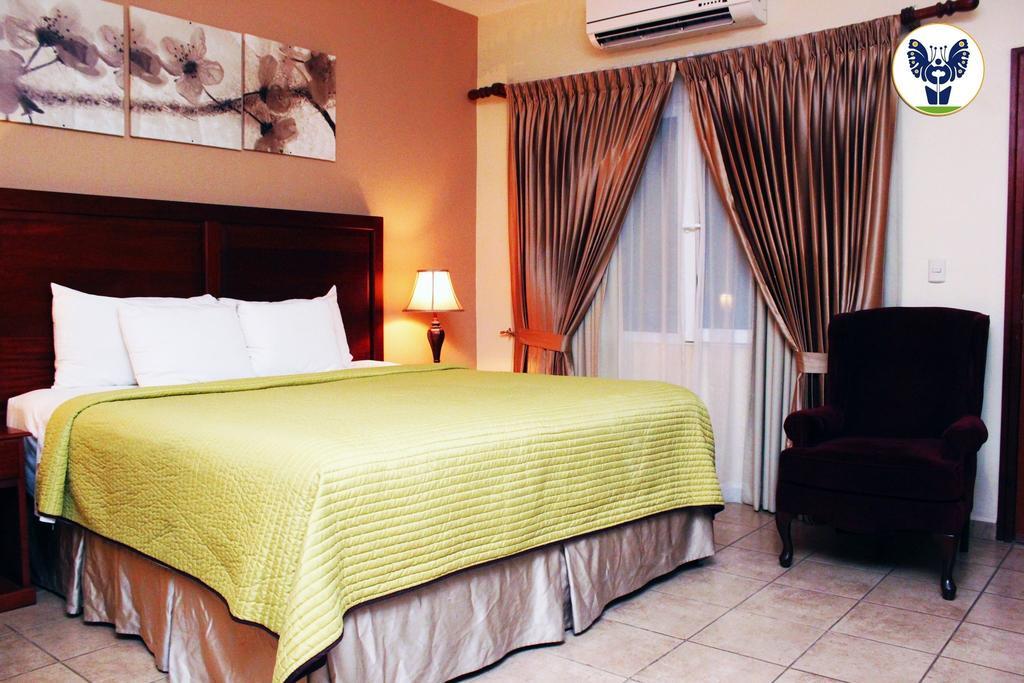 Hotel Boutique Primavera سان بيدرو سولا المظهر الخارجي الصورة