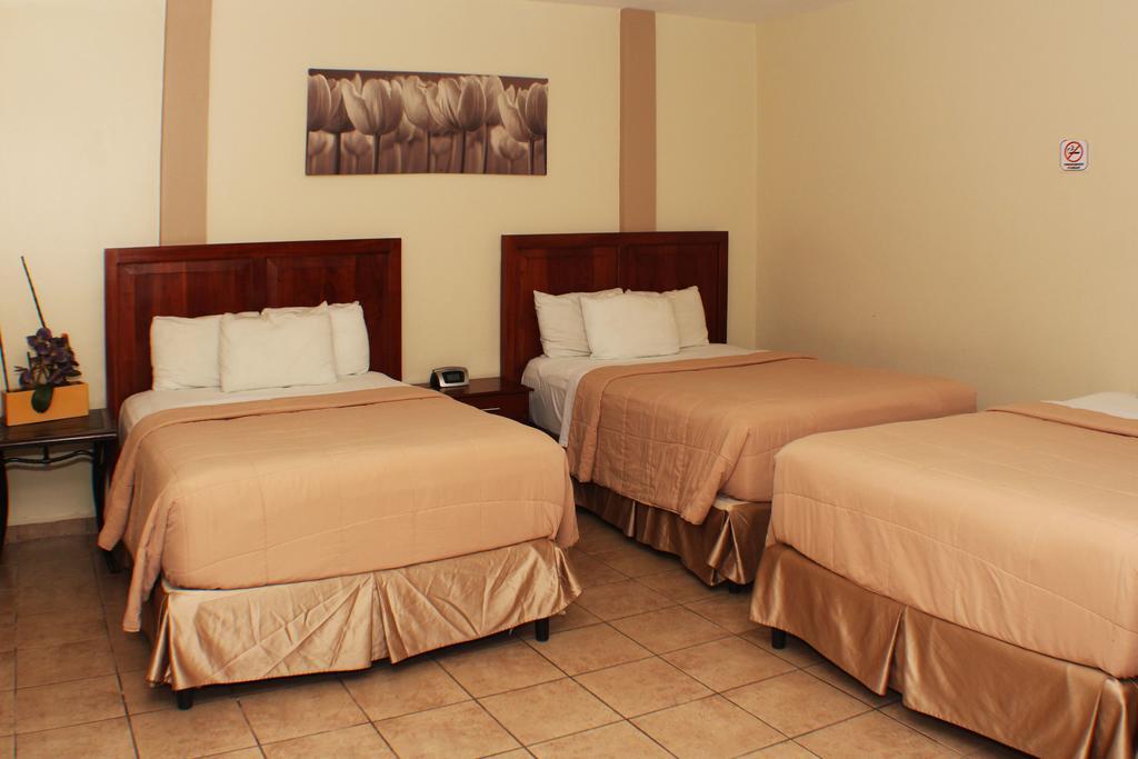 Hotel Boutique Primavera سان بيدرو سولا المظهر الخارجي الصورة